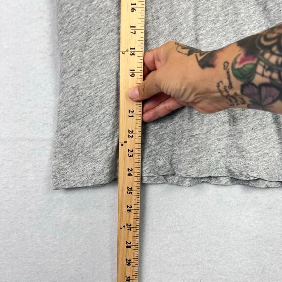 Lot Of 2 MADEWELL Women's V Neck Cotton Tee Shirts Blue Striped & Solid Gray - Picture 10 of 10